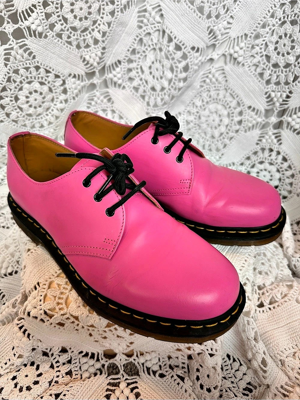 Dr. Martens 1461 “Thrift Pink” Smooth Leather Oxfords Size US Women 10 / Men 9